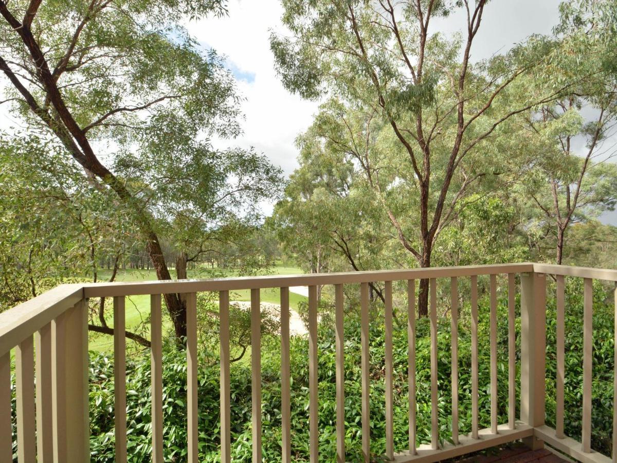 Villa 3Br Margarita Villa Located Within Cypress Lakes Resort Pokolbin Exterior photo